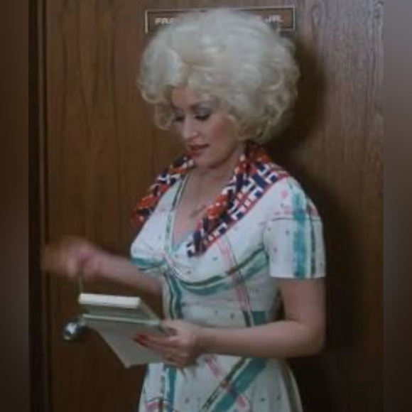 Vintage Set of Blue, Red, and White Scarves - Picture 11 of 11